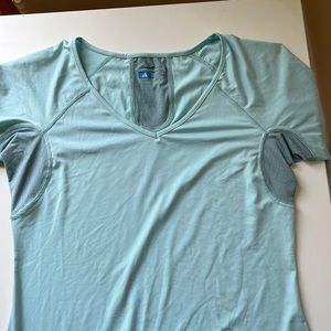 Eddie Bauer workout top- never worn. Light blue